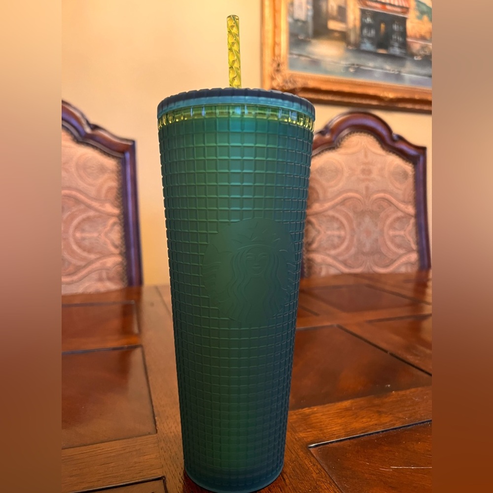Starbucks Mtn. Dew Grid-NWT